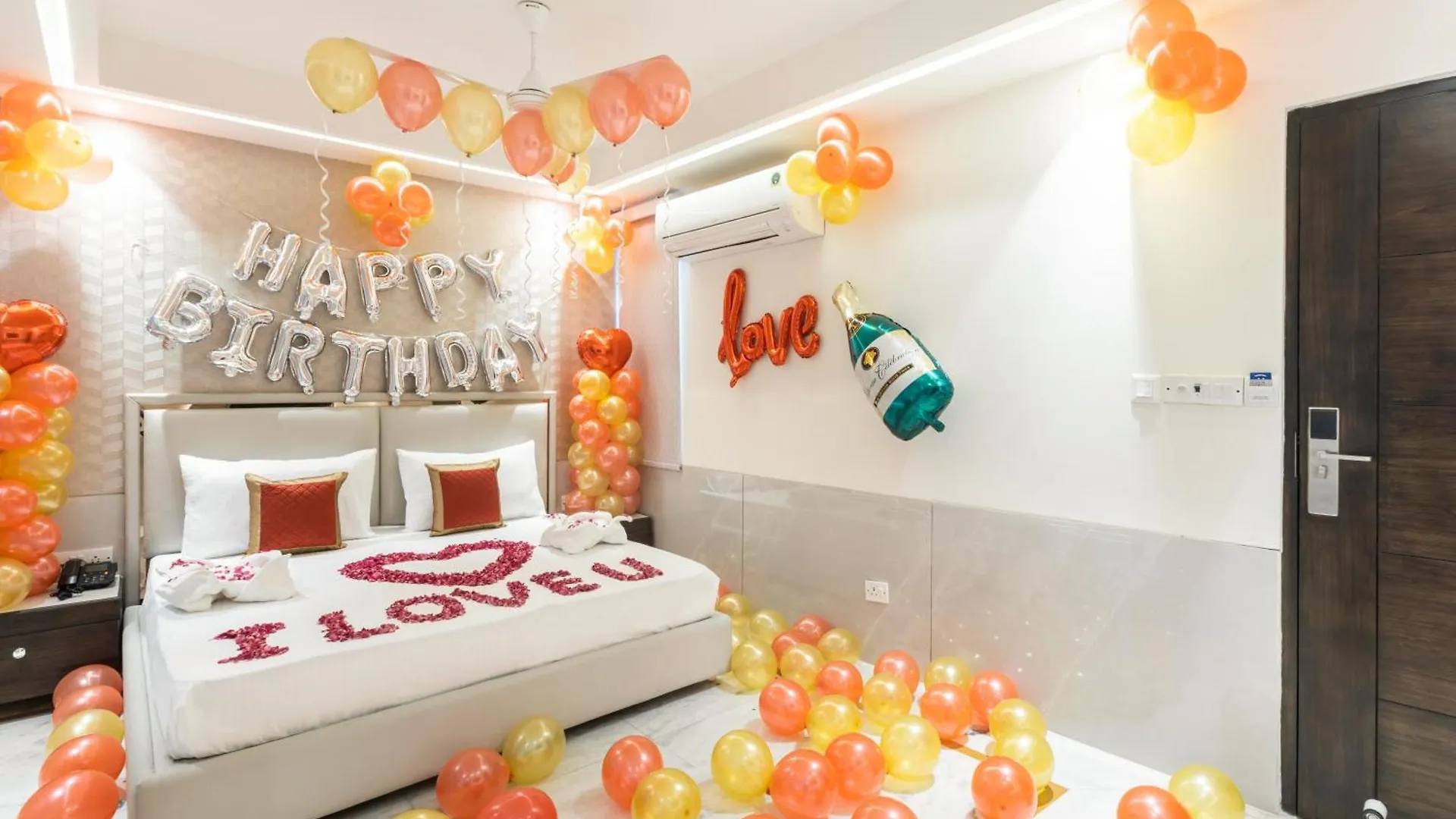 Hotel Star By Star Group- Near Delhi Airport New Delhi
