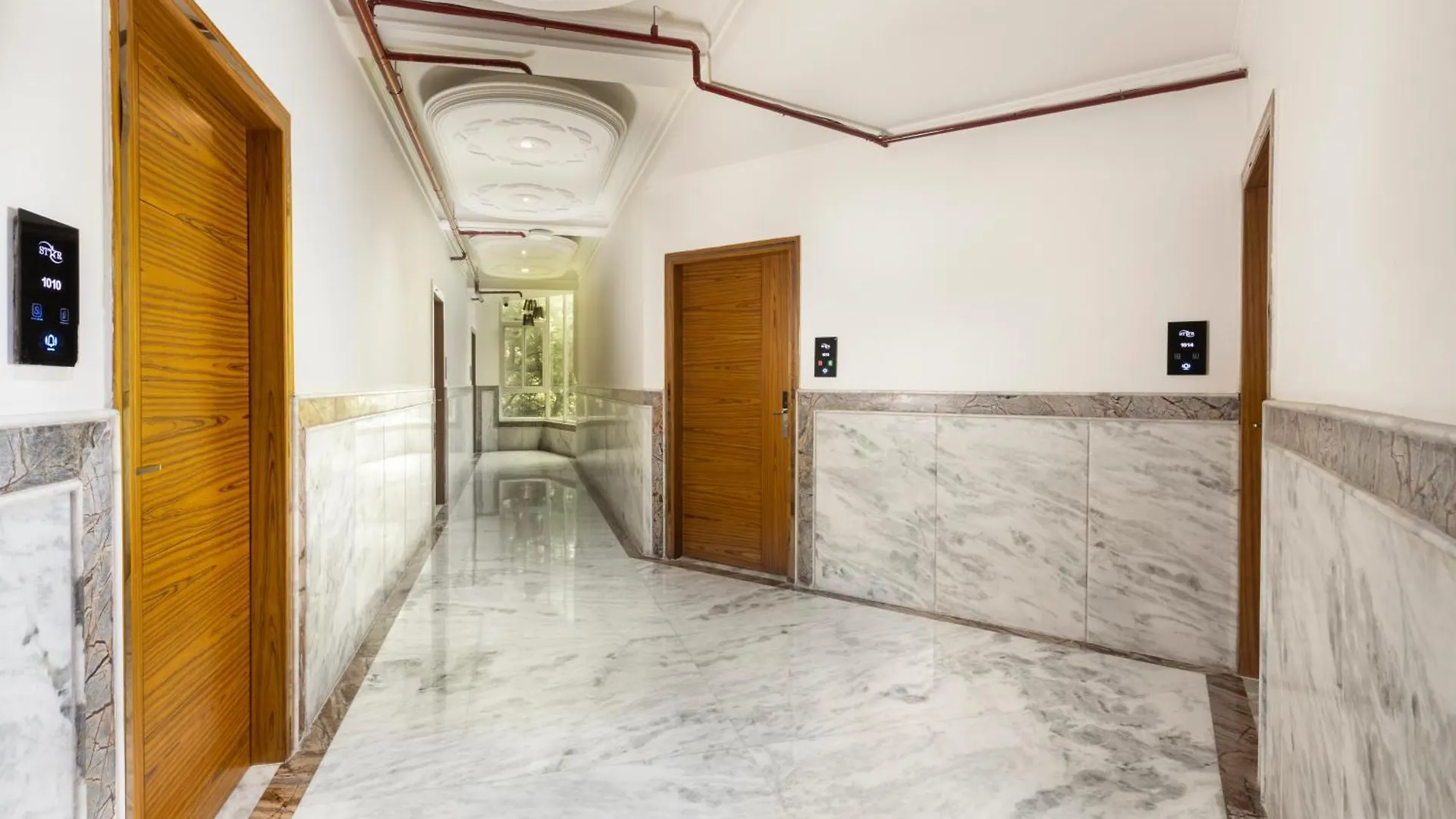 Hotel Star By Star Group- Near Delhi Airport New Delhi 3*,  India