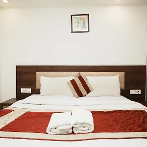 3* Hotel Peridot Near Igi Delhi Airport